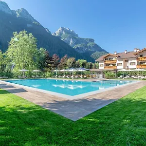 Hotel La Maison Wellness&spa, Alleghe